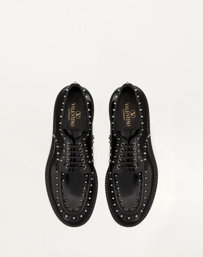 Valentino Laceups And Loafers Man Valentino Garavani Gentleglam Derby Shoe In Calfskin For Man In Black Black Valentino Laceups And Loafers Man Valentino Garavani Gentleglam Derby Shoe In Calfskin For Man In Black Black
