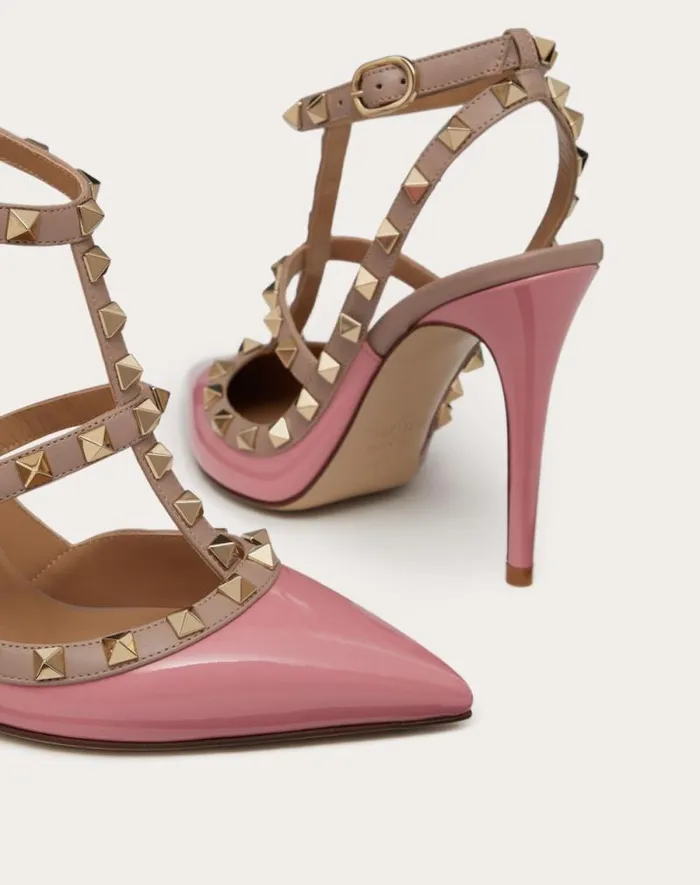 Valentino Pumps Woman Patent Rockstud Caged Pump 100mm For Woman In Poudre Poudre Valentino Pumps Woman Patent Rockstud Caged Pump 100mm For Woman In Poudre Poudre