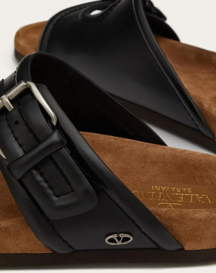 Valentino Sandals Man Fussfriend Calfskin Leather Slide Sandal For Man In Black Black Valentino Sandals Man Fussfriend Calfskin Leather Slide Sandal For Man In Black Black