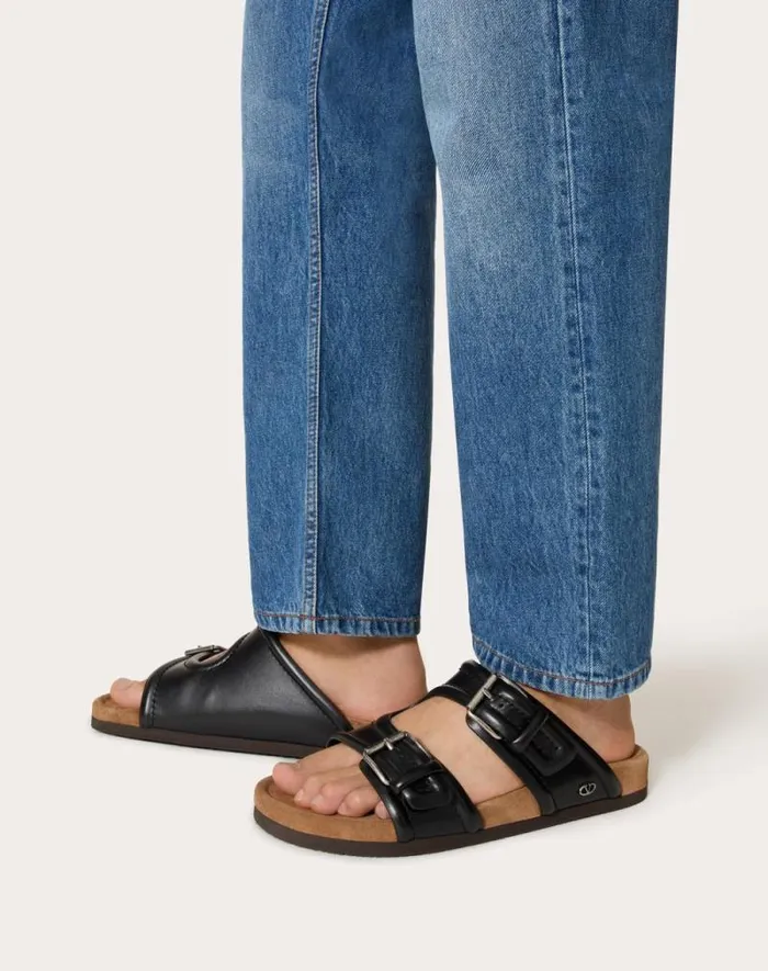 Valentino Sandals Man Fussfriend Calfskin Leather Slide Sandal For Man In Black Black Valentino Sandals Man Fussfriend Calfskin Leather Slide Sandal For Man In Black Black
