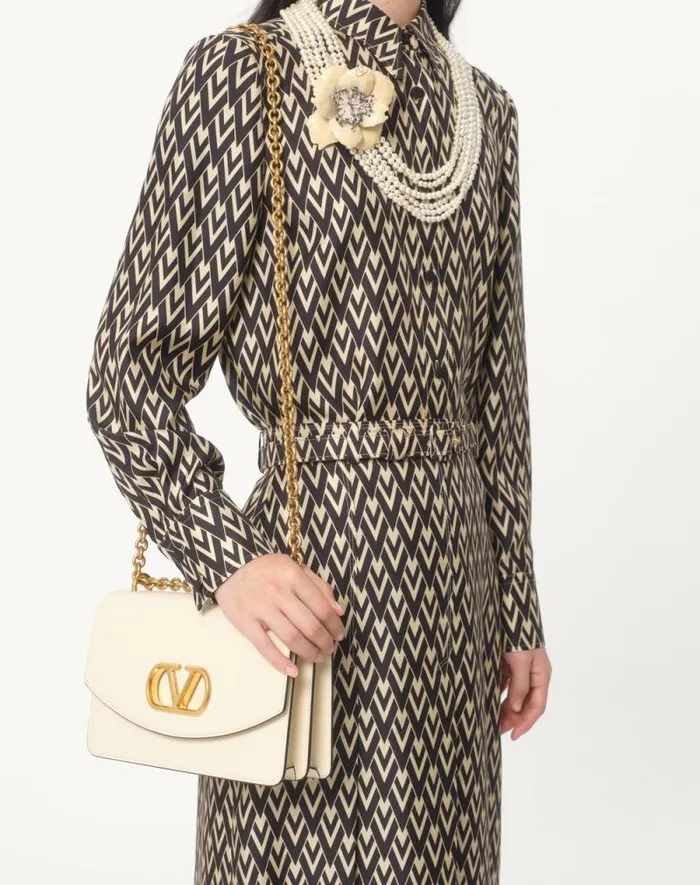Valentino Shirts And Tops Woman Toute La V Twill Shirt For Woman In Blackivory Blackivory Valentino Shirts And Tops Woman Toute La V Twill Shirt For Woman In Blackivory Blackivory