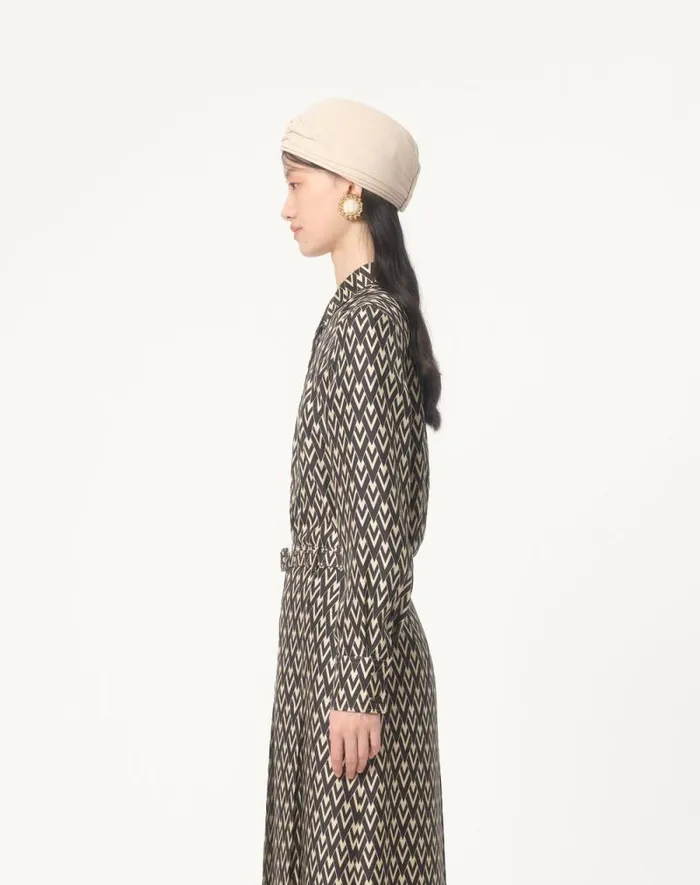 Valentino Shirts And Tops Woman Toute La V Twill Shirt For Woman In Blackivory Blackivory Valentino Shirts And Tops Woman Toute La V Twill Shirt For Woman In Blackivory Blackivory