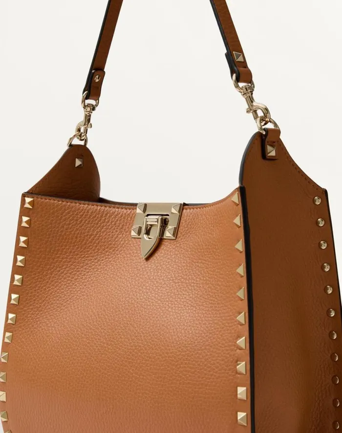 Valentino Shoulder Bags Woman Rockstud Grainy Calfskin Hobo Bag For Woman In Beige Beige Valentino Shoulder Bags Woman Rockstud Grainy Calfskin Hobo Bag For Woman In Beige Beige