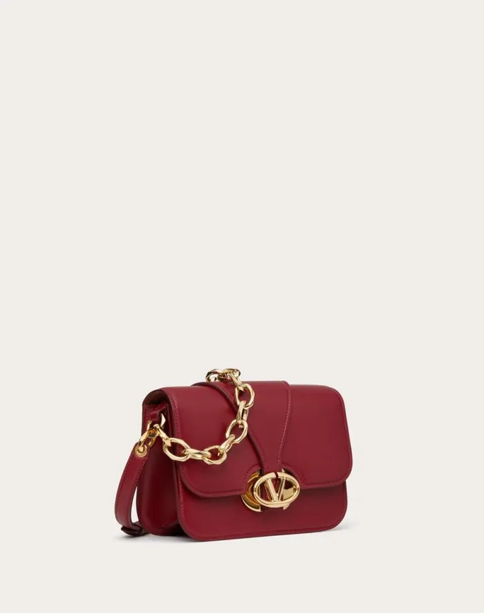 Valentino Shoulder Bags Woman Vlogo O039clock Small Nappa Leather Shoulder Bag With Chain For Woman In Ivory Ivory Valentino Shoulder Bags Woman Vlogo O039clock Small Nappa Leather Shoulder Bag With Chain For Woman In Ivory Ivory