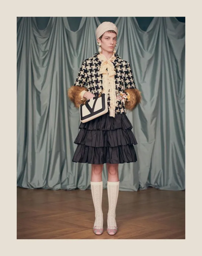 Valentino Skirts Woman Ruffled Taffeta Skirt For Woman In Black Black Valentino Skirts Woman Ruffled Taffeta Skirt For Woman In Black Black