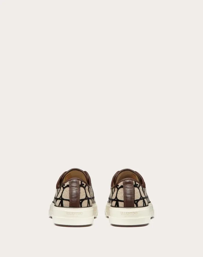 Valentino Sneakers Man Toile Iconographe Totaloop Lowtop Sneaker For Man In Beigeblack Beigeblack