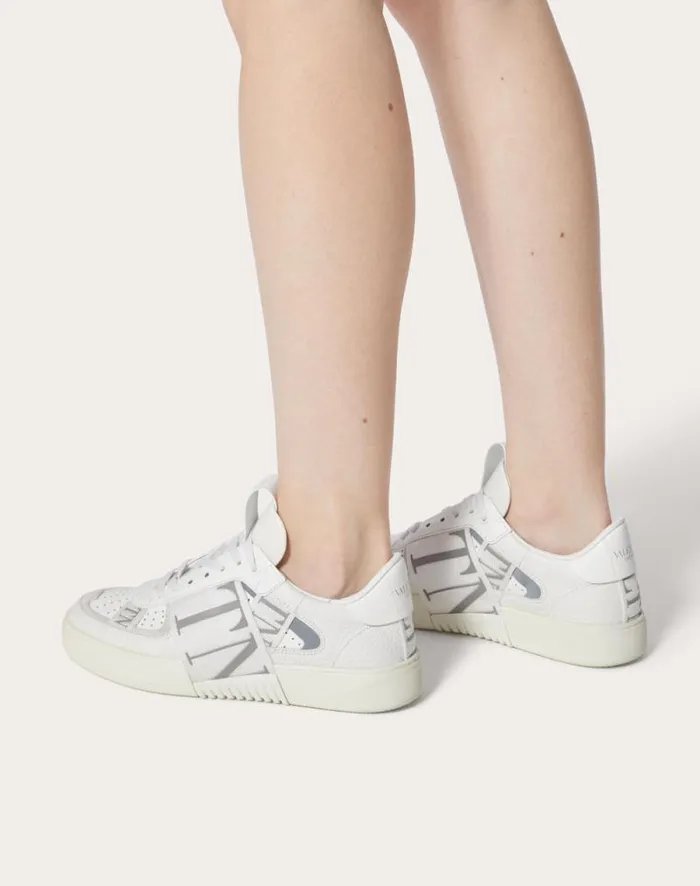 Valentino Sneakers Woman Vl7n Sneaker In Banded Calfskin Leather For Woman In White White Valentino Sneakers Woman Vl7n Sneaker In Banded Calfskin Leather For Woman In White White