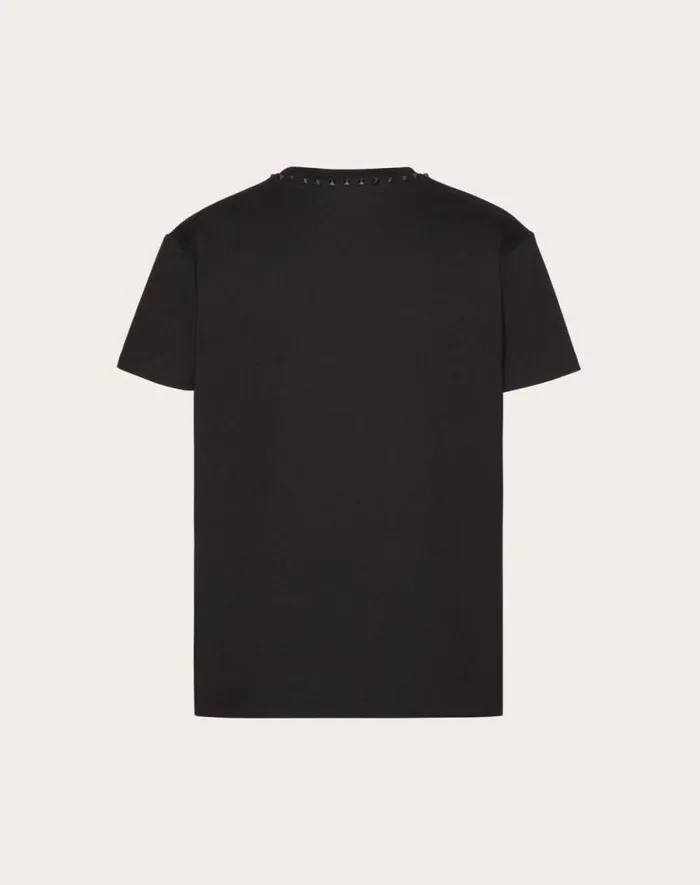 Valentino Tshirts And Sweatshirts Man Cotton Crewneck Tshirt With Black Untitled Studs For Man In Black Black