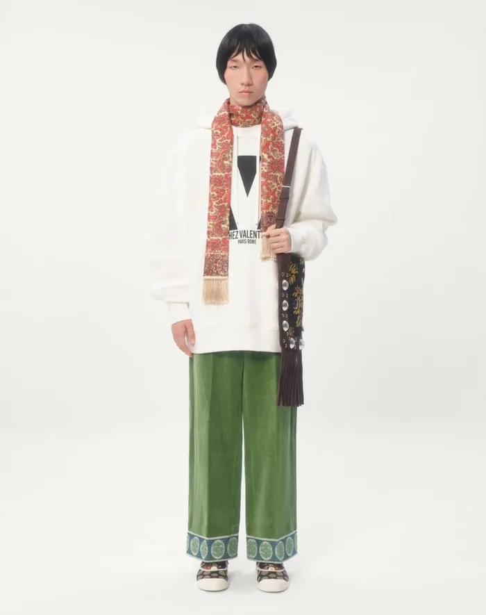 Valentino Tshirts And Sweatshirts Man Cotton Hooded Sweatshirt With Chez Valentino Print For Man In Ivory Ivory Valentino Tshirts And Sweatshirts Man Cotton Hooded Sweatshirt With Chez Valentino Print For Man In Ivory Ivory