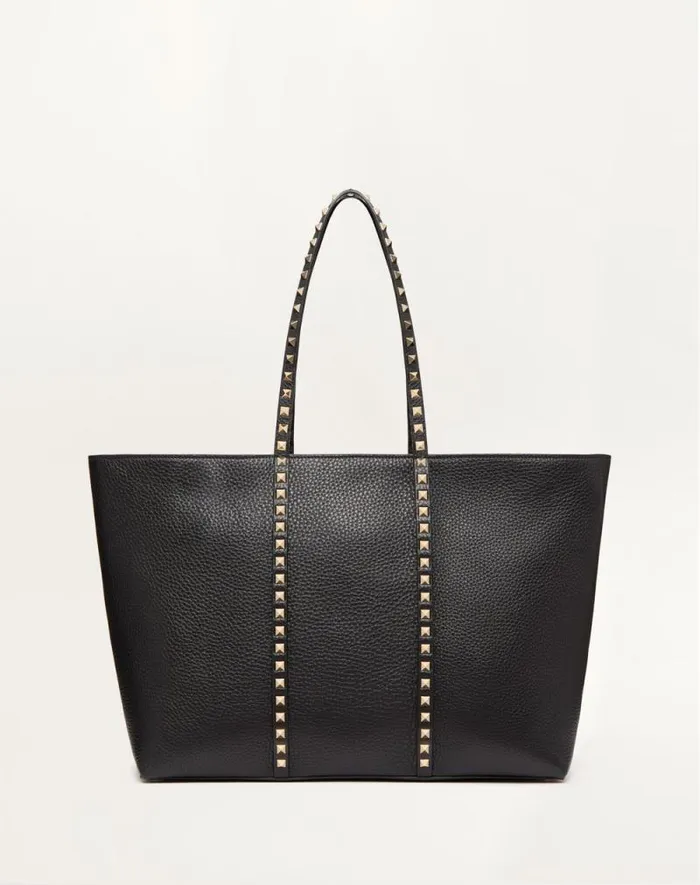 Valentino Totes Woman Valentino Garavani Rockstud Shopping Bag In Grainy Calfskin For Woman In Black Black Valentino Totes Woman Valentino Garavani Rockstud Shopping Bag In Grainy Calfskin For Woman In Black Black