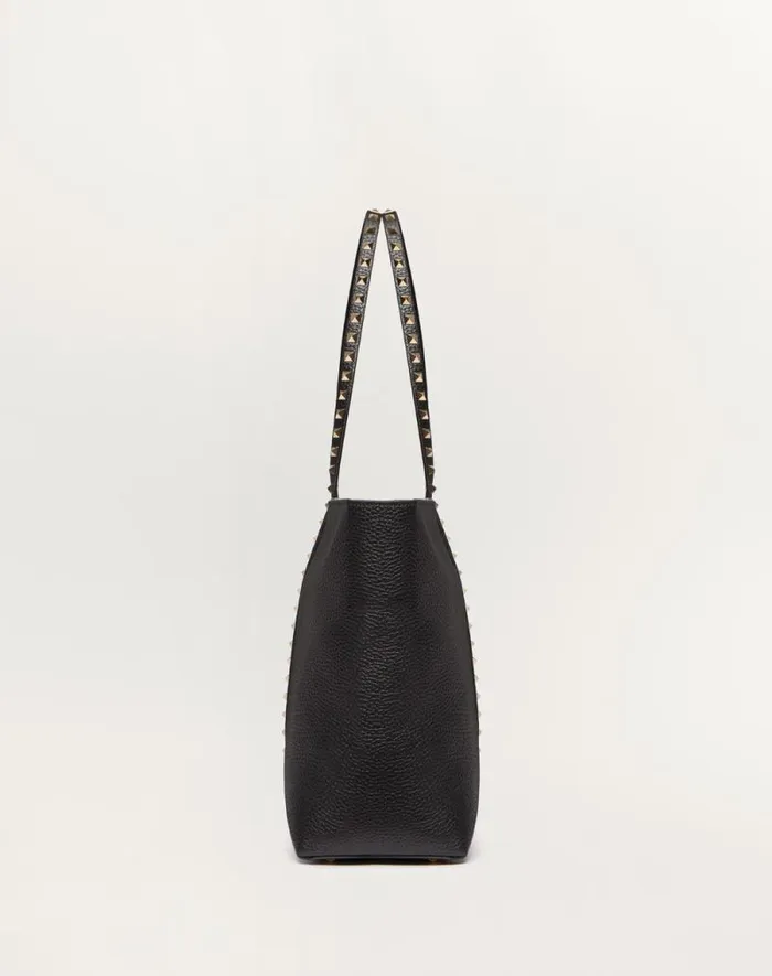 Valentino Totes Woman Valentino Garavani Rockstud Shopping Bag In Grainy Calfskin For Woman In Black Black Valentino Totes Woman Valentino Garavani Rockstud Shopping Bag In Grainy Calfskin For Woman In Black Black