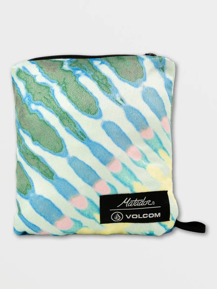 Volcom X Matador Packable Beach Poncho 8211 Tie Dye Mens Volcom Accessories