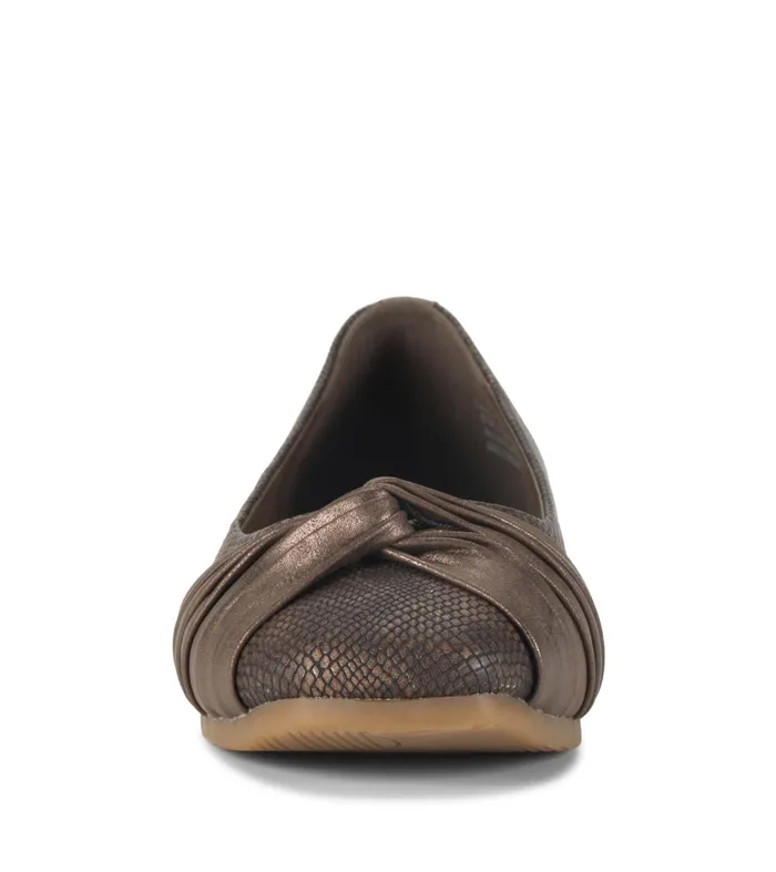 Women Baretraps Flats and Loafers Chainey Casual Flat Taupe Metallic