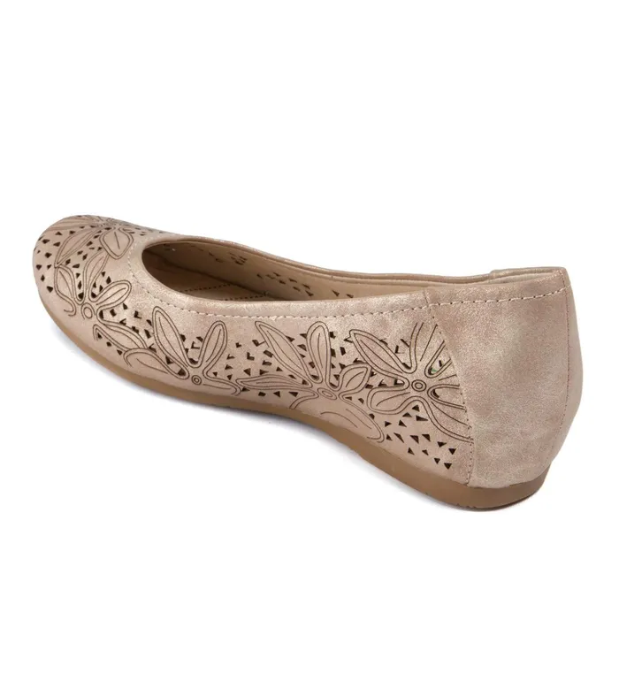 Women Baretraps Flats and Loafers Mariah Casual Flat Soft Gold