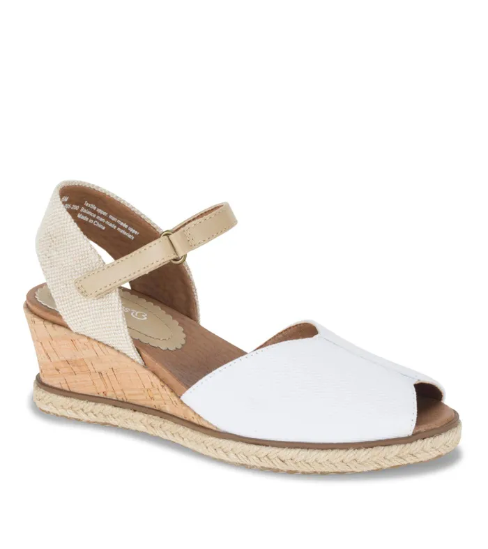 Women Baretraps Wedge Sandals Odetta Espadrille Wedge Sandal White