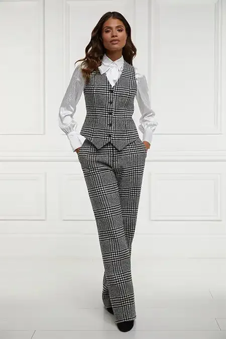 Women In Stock Tailoring Holland Cooper Hampton Waistcoat Large Scale Prince Of Wales Mono