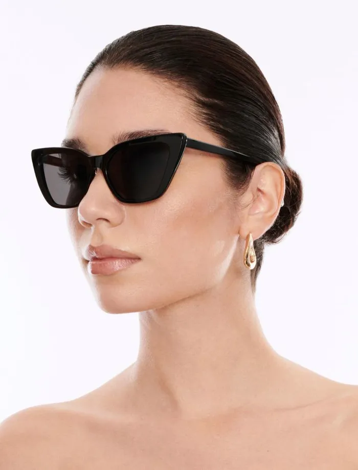 Women Kendall Cat Eye Sunglasses Black BCBG Sunglasses Women Kendall Cat Eye Sunglasses Black BCBG Sunglasses