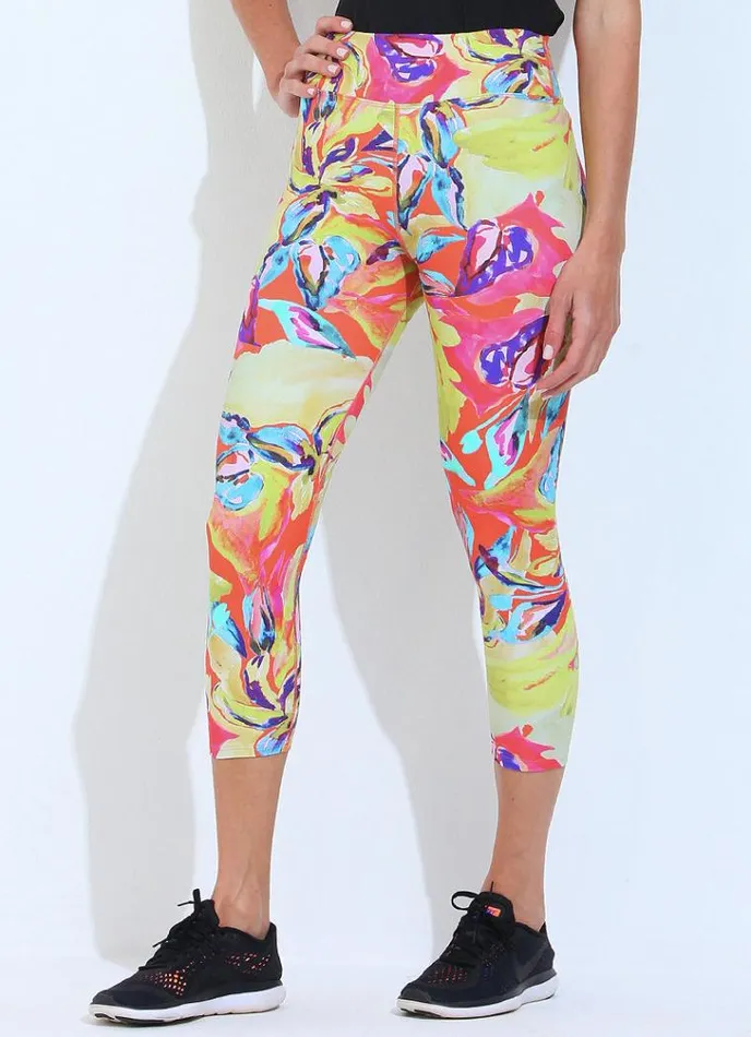 Women Running Crop Iris Dona Jo Leggings and Capris