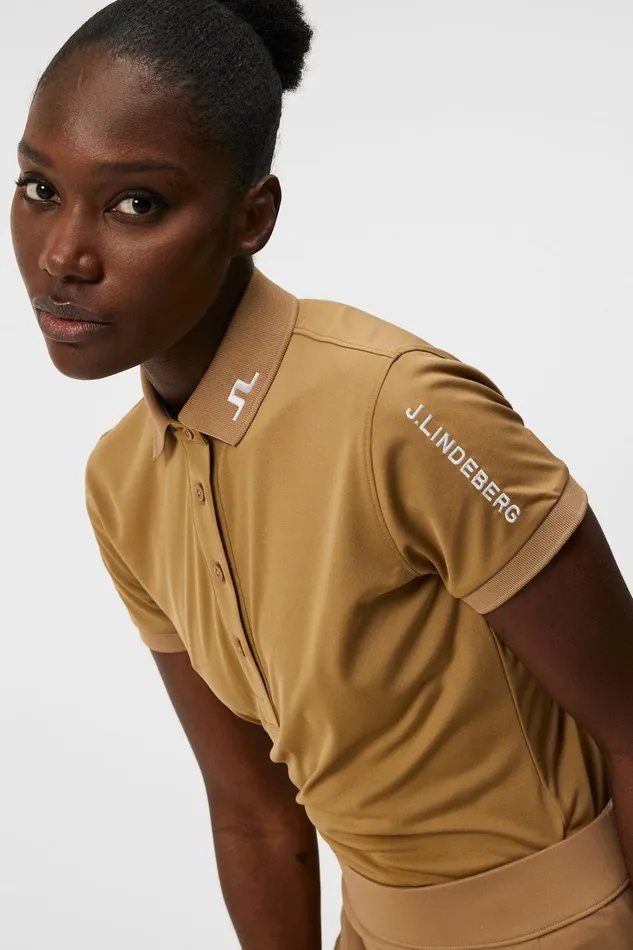 Women Tour Tech Polo Tiger Brown JLindeberg Polo Shirts Women Tour Tech Polo Tiger Brown JLindeberg Polo Shirts